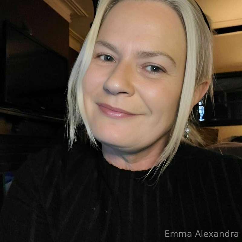 😊😁😱