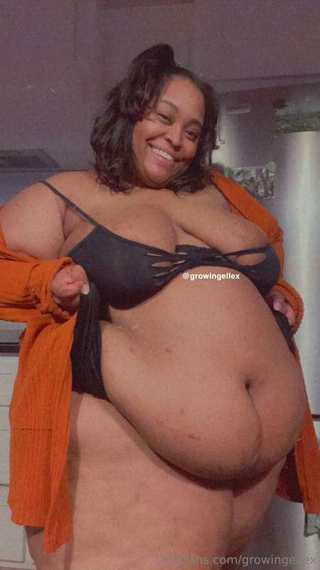 My belly is getting so heavyyyy. I really need to post some ..