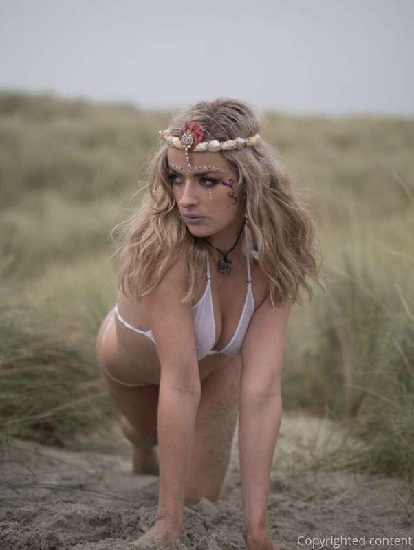 That time I went to a nudist beach... got told to put my clo..