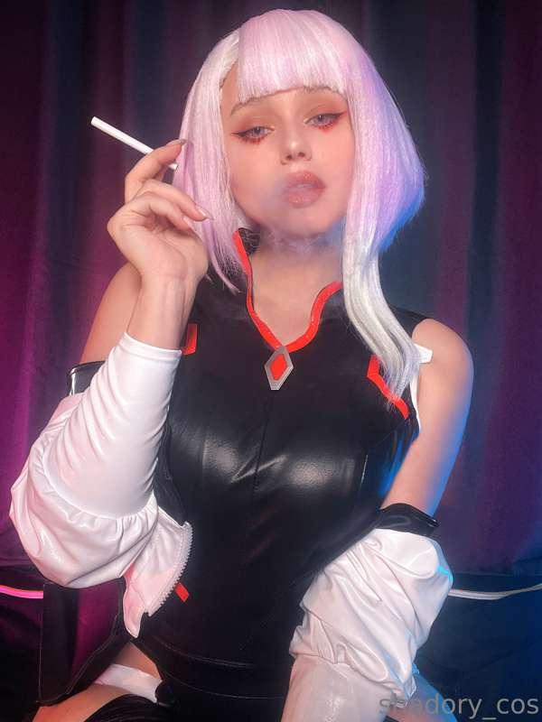 Wow, is that the aesthetic of girls with cigarettes?  Very f..