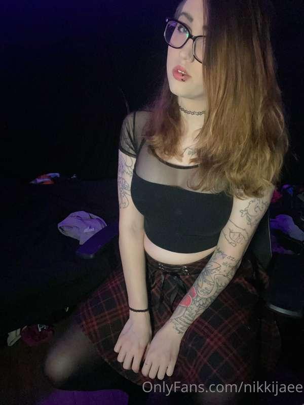 nikkijaee image #7