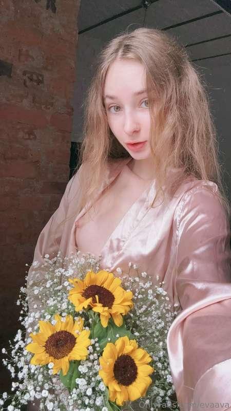 evaava image #1