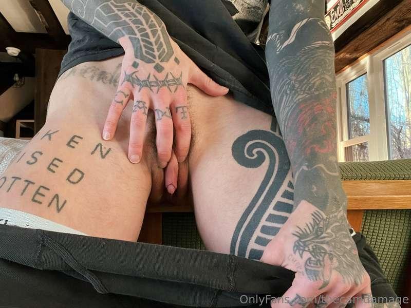 The bottom growth do be growin again recently 👀