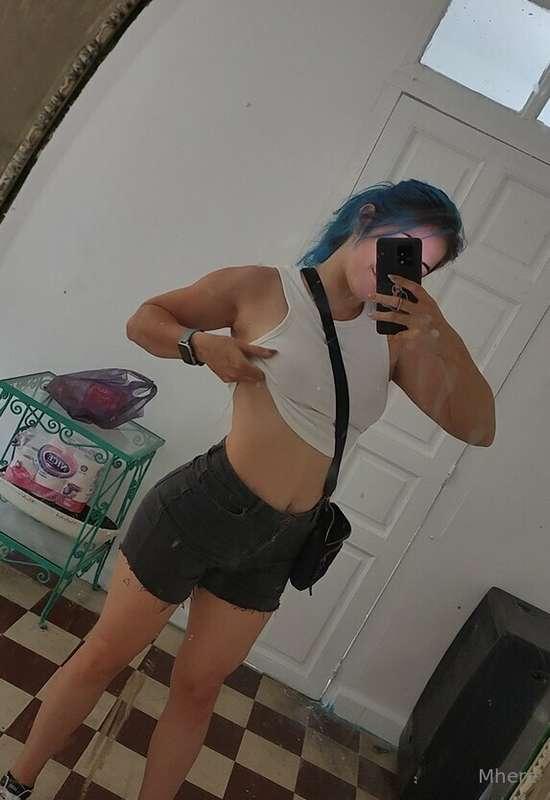 mhere_mer main image