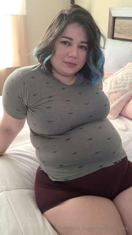I think I fill out his clothing pretty nicely 😁  full vid: h..