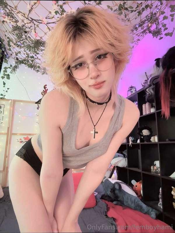 can I drown u in my buns? :3 its been so rainy lately I had ..