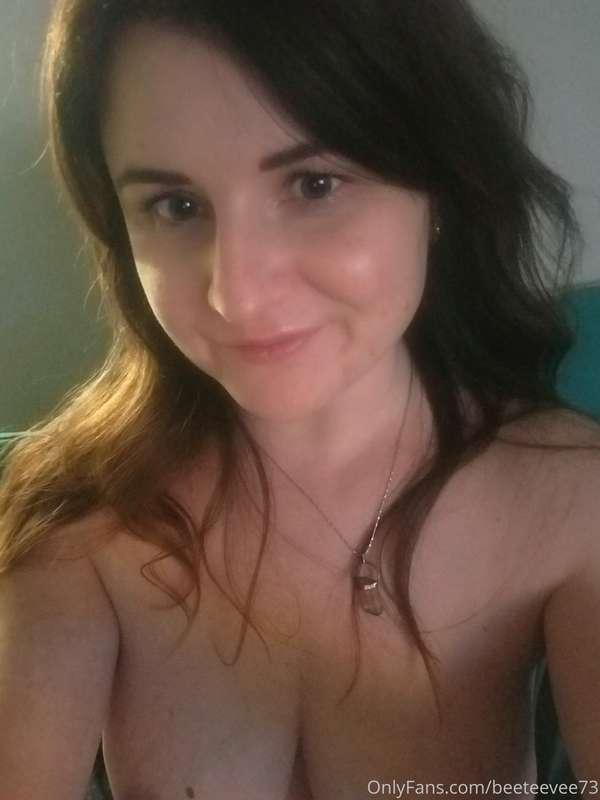 Let's watch clueless while I suck..