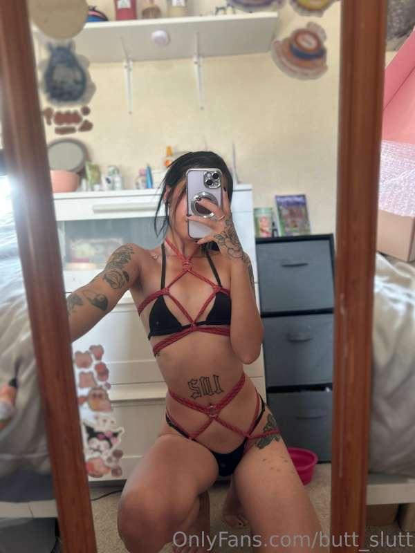 Good morning I absolutely love this shibari set 😍🪢