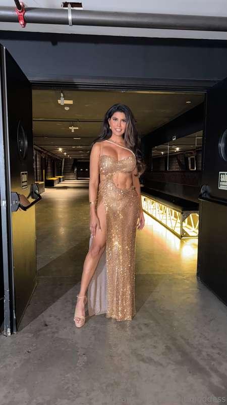 Your one and only señorita goddess ⭐️