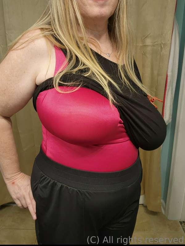 I love ❤️ these camis because they give the girls lift but t..