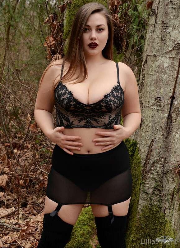 lilliasright main image