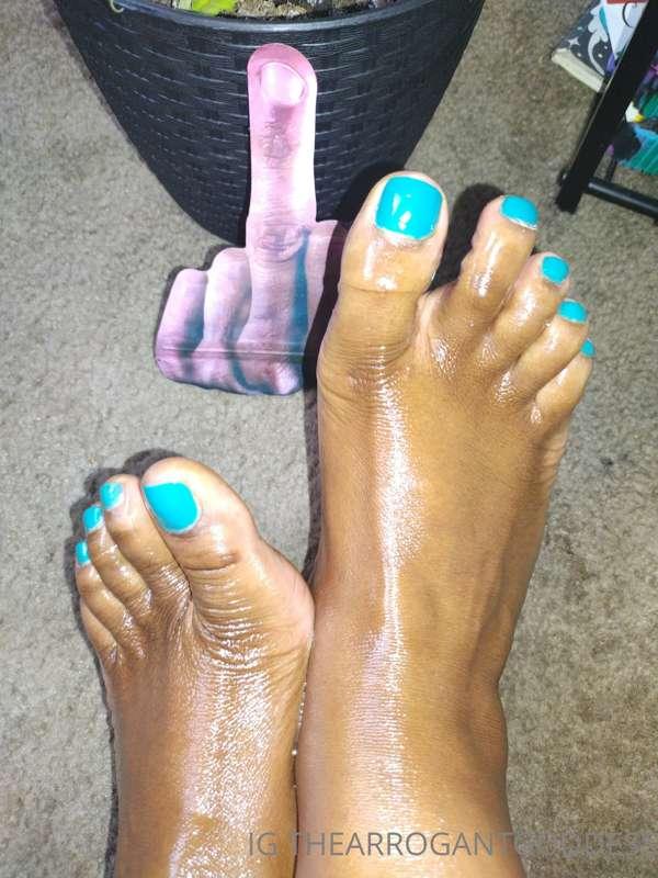 Don't forget I have a whole foot fetish page for my size 10 ..