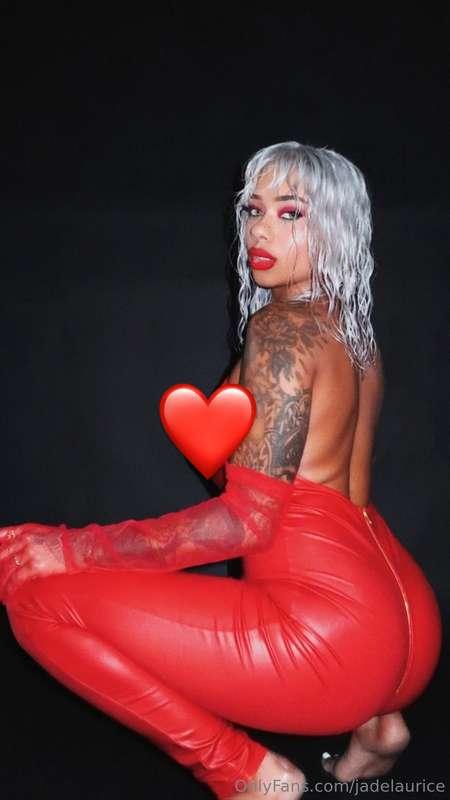 Don’t miss your private messages or I’ll get my whip out 😏