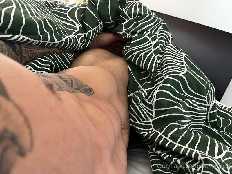 Good morning !!! Who want customs ?