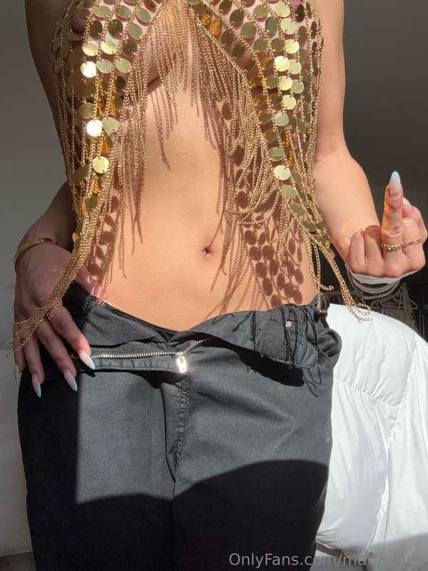 Wanna see more? Posting the goddess video soon 🔥