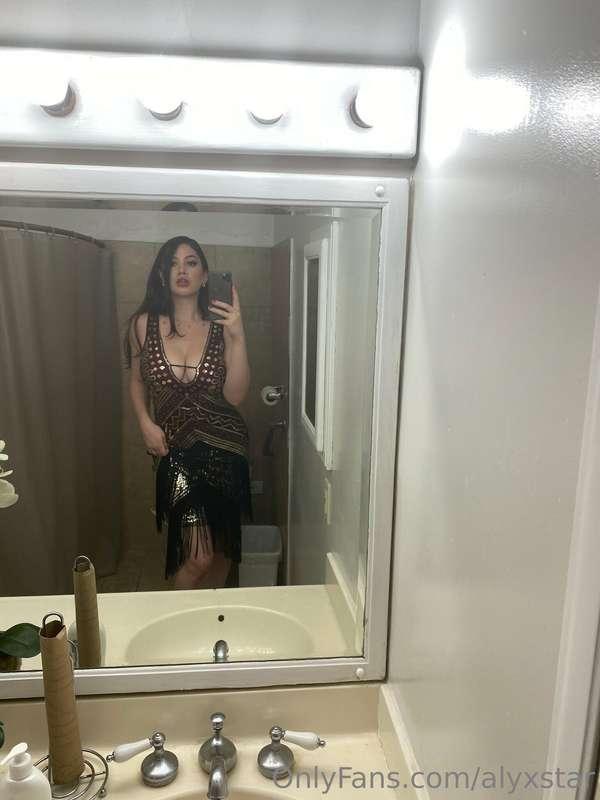 do something kinky this weekend and tell me all about it, de..