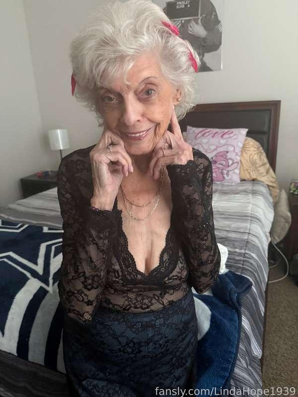 lindahope1939 image #20