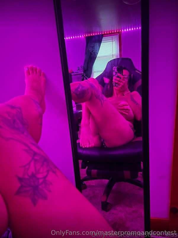 @kistune_kissNerdy tattooed mom of 2! 🥰 gaming , anime, comi..