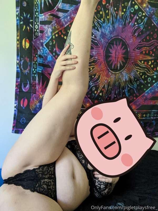 Guess who's getting a dance pole? MEEEE. Help fund it to rec..