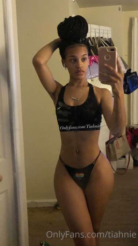 Hey🙃
