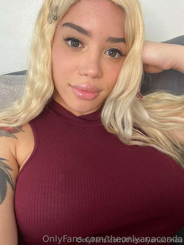 Good morning, babe… remember this face while you drive... DM..