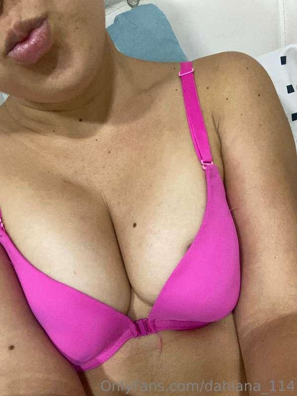 Hola bebé, me regalas un besito!👅👅