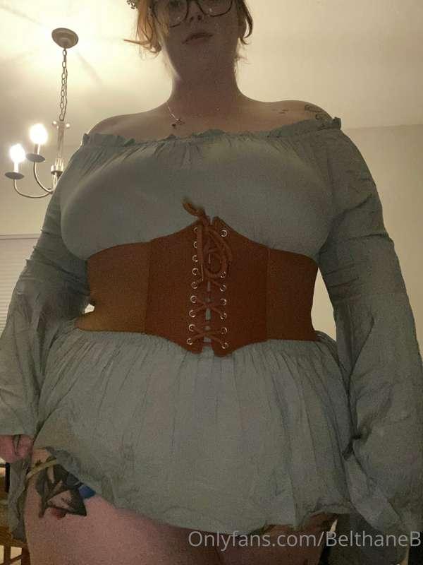 Got the first pieces for my ren fair outfit