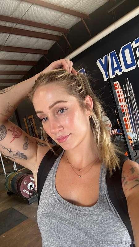 is it glow or sweat?? the world will never know…