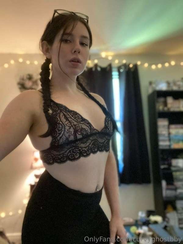 curvyghostbby image #0