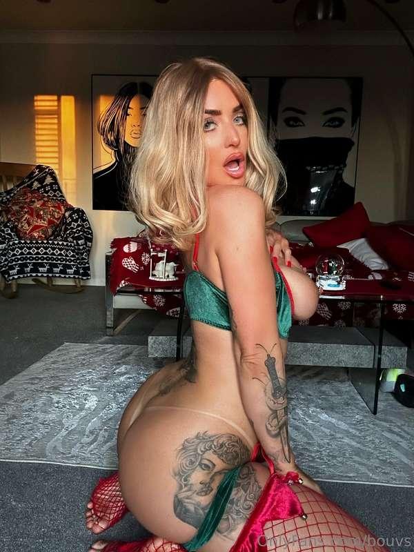 The toy shop has been very busy this year 😈