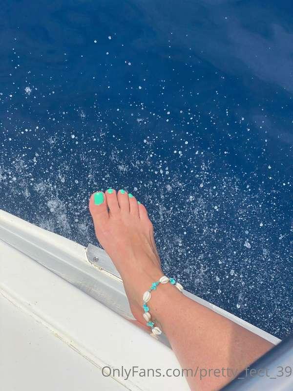 Had an amazing on the boat today 🩴⛴