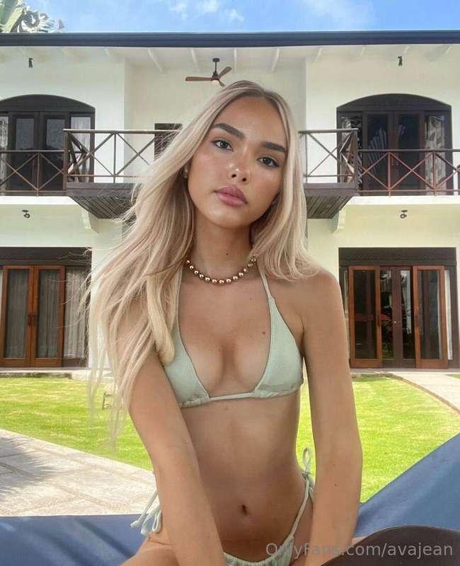 WOW 😍 @siennaford is givingFREE ACCESS to her new page 💥 Nex..