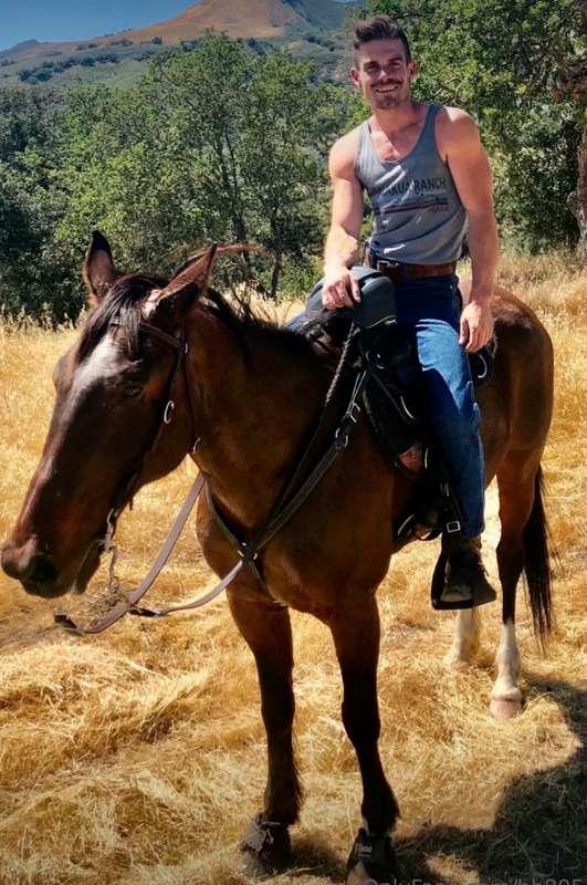 @happycowboysranchvip@happycowboyThe one and only Happy Cowb..