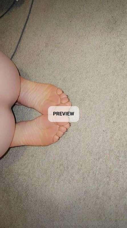 Want some more spicy stuff, huh? Well, u came 😈 to the right..
