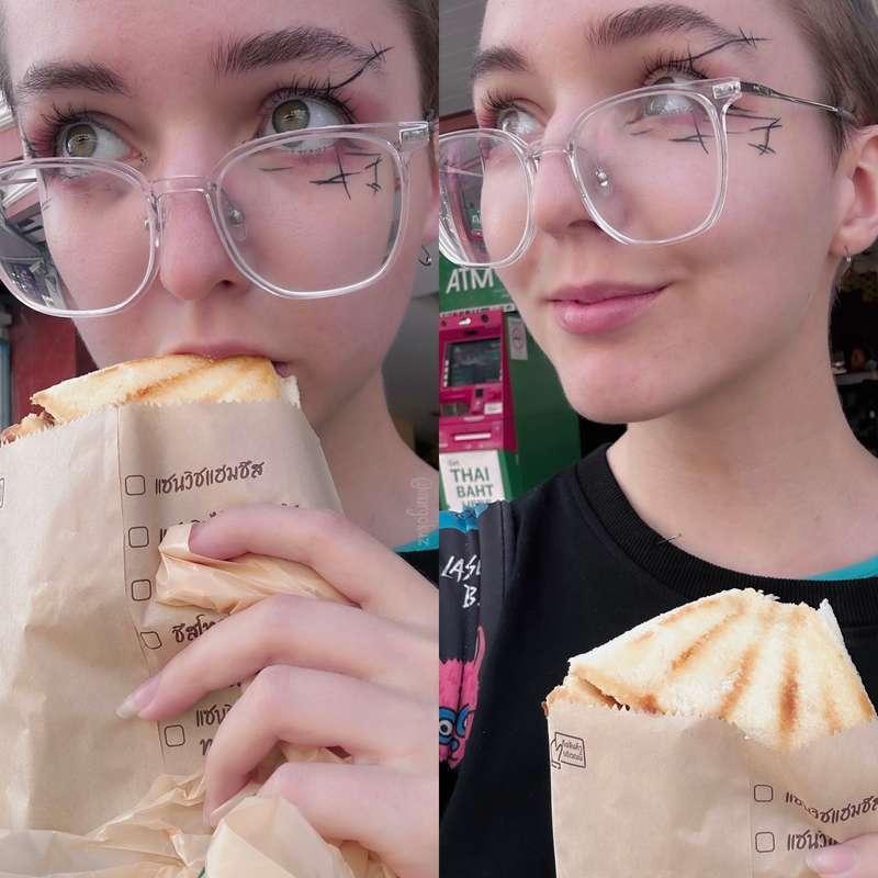 Today's photos with a sandwich. Yummy!