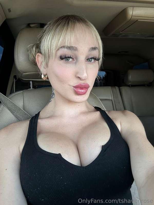 Ready for fun! Slide on my inbox💋