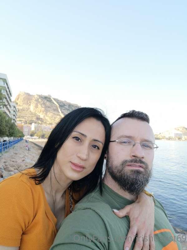My babe and I in Alicante, Spain 😍 holidays are always great..