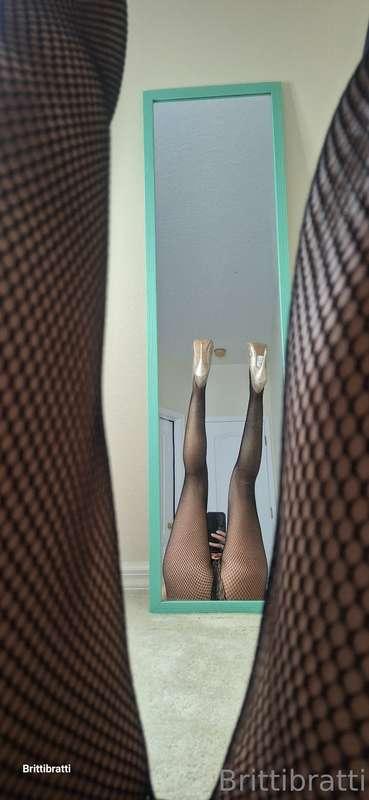 I feel like a fucking 😩 queen in this bodysuit