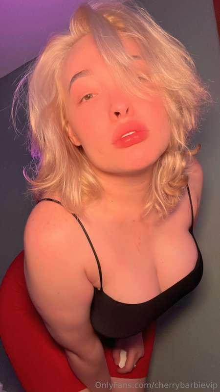 "Don’t be shy, baby—I don’t bite (unless you want me to 😏). ..