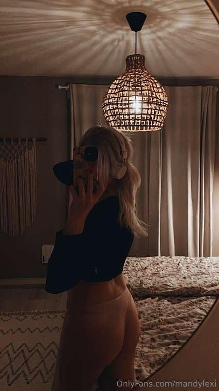 mandylexi image #0