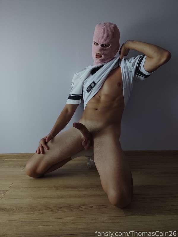 thomascain26 image #7