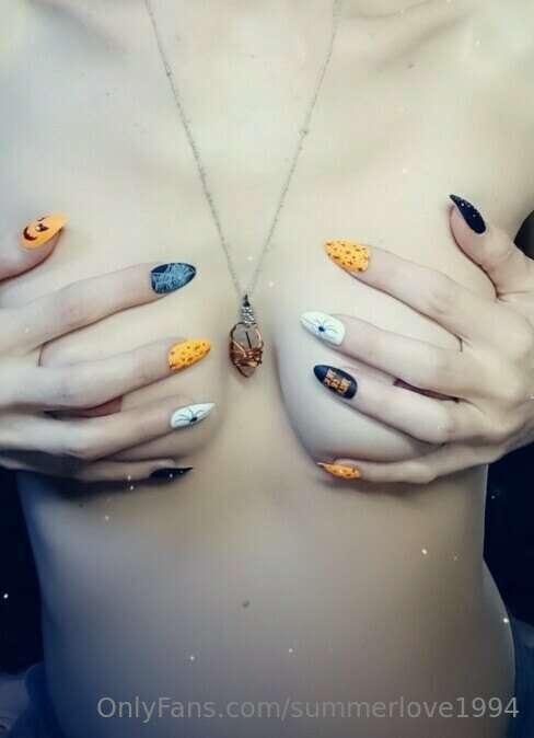Small boobie appreciation post 🥰
If you appreciate small boo..