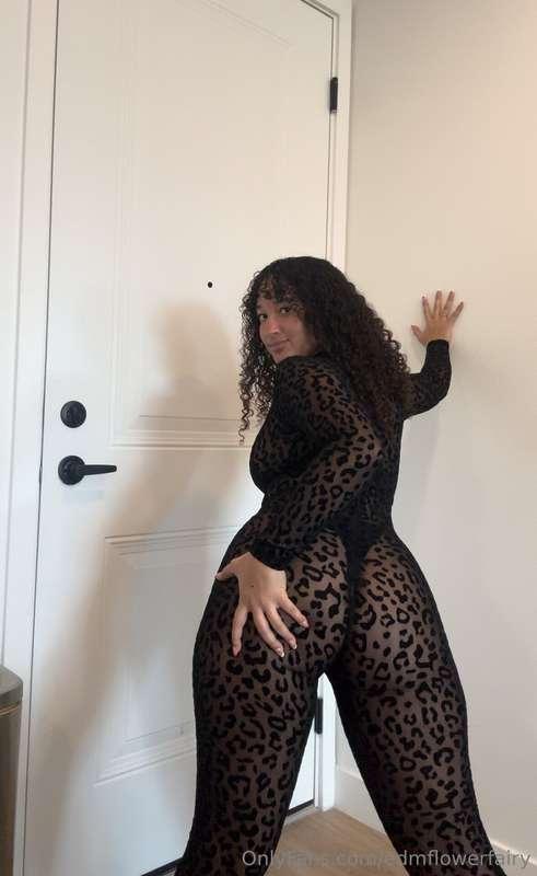 smack that 👋 