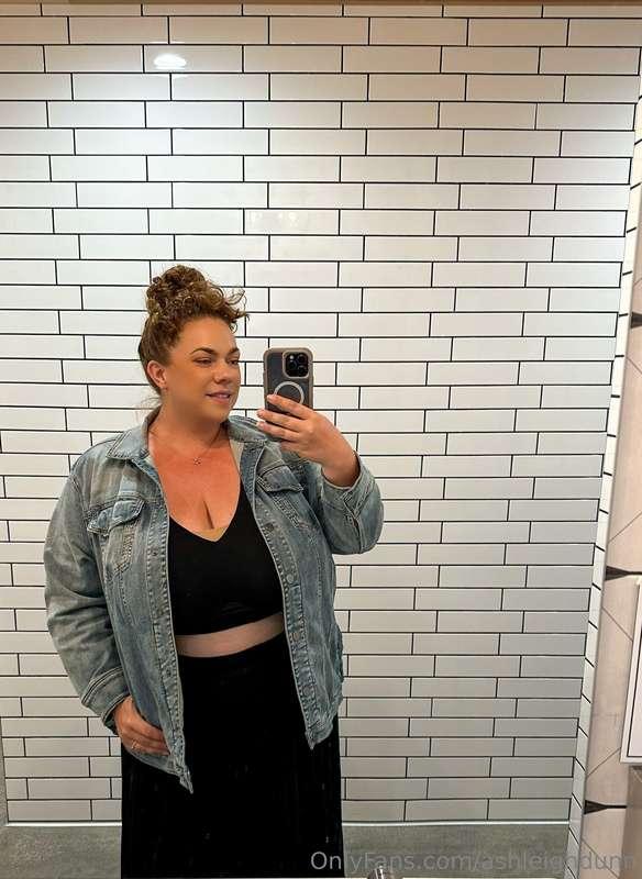 Two next videos & new photos being sent out today! Ready?? 🔥..