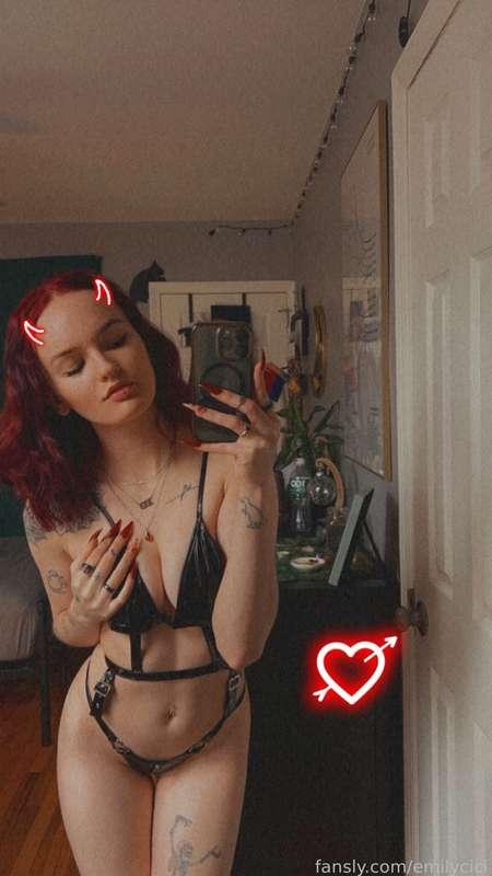 emilycici image #1