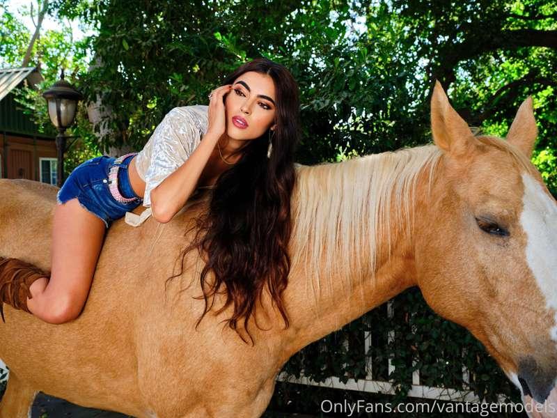 Beautiful Ana: see implied