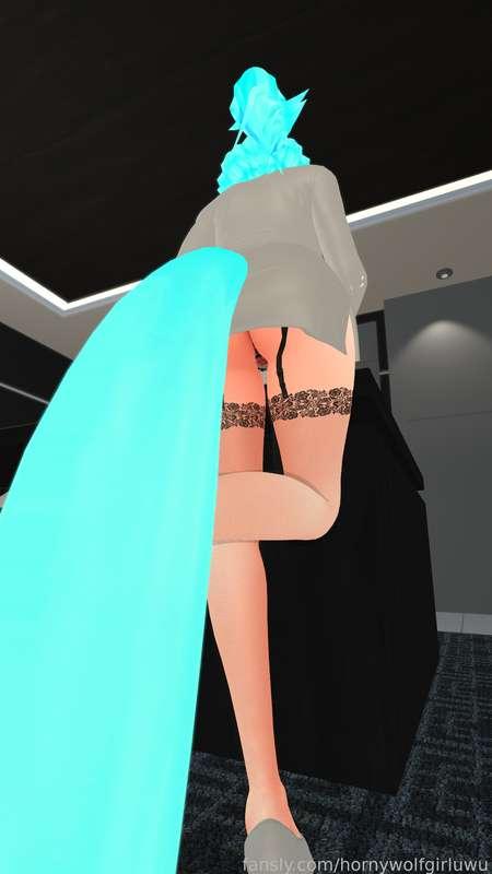hornywolfie image #5