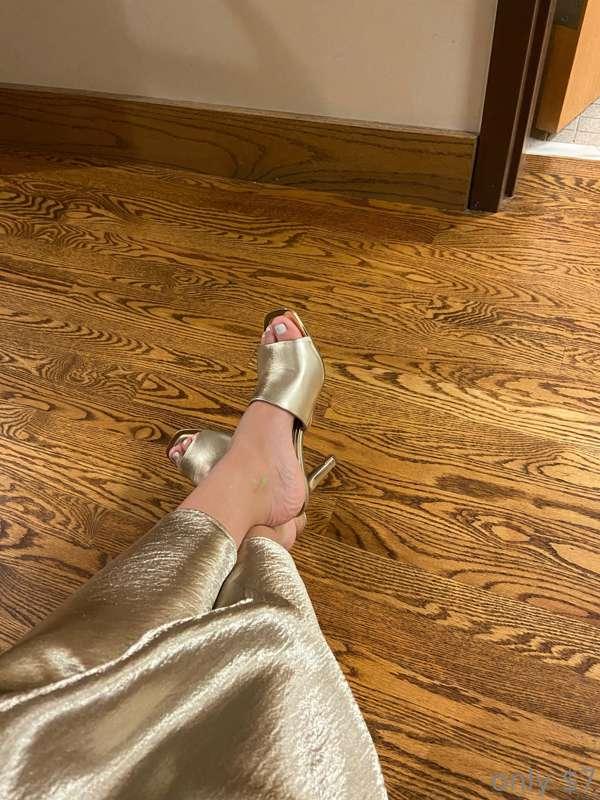 goddessvalentinaaa image #0