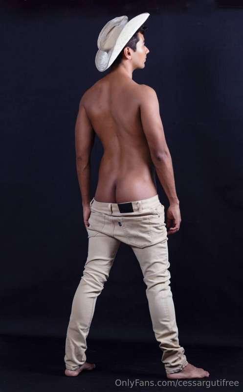 Hernán Contreras💸50%OFF💸Subscribe this beautiful boy😍 He's v..