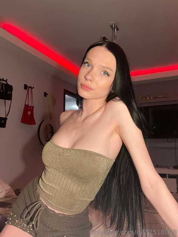 Let's talk about something intimate tonight, shall we? 😈🤭